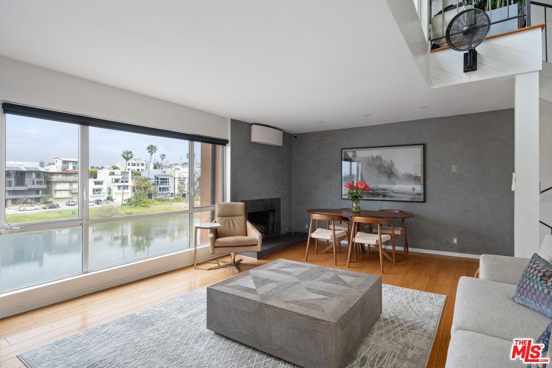 6400 Pacific Ave Unit: 309