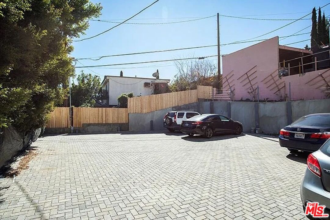 6044 La Prada St Unit: B