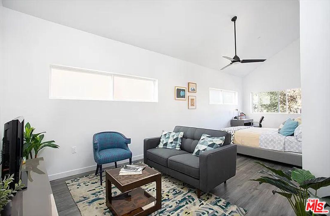6044 La Prada St Unit: B