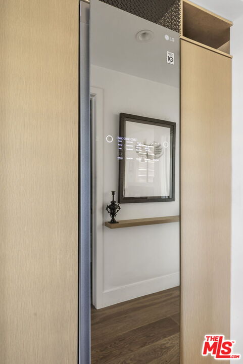 900 S Westgate Ave Unit: 201