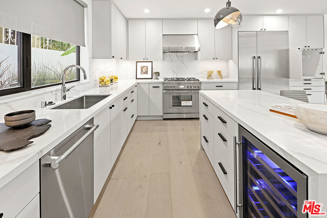 11961 Dorothy ST Unit: 2