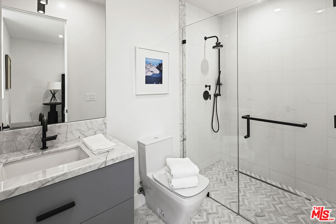 11961 Dorothy ST Unit: 2