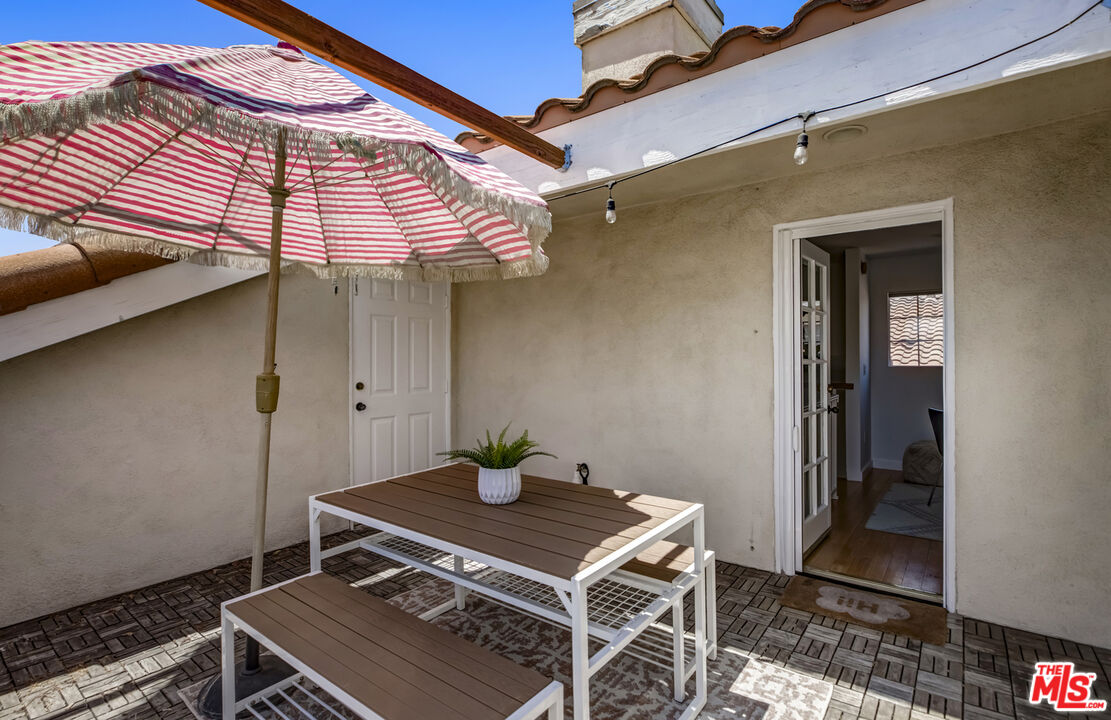 11536 Burbank Blvd Unit: 103