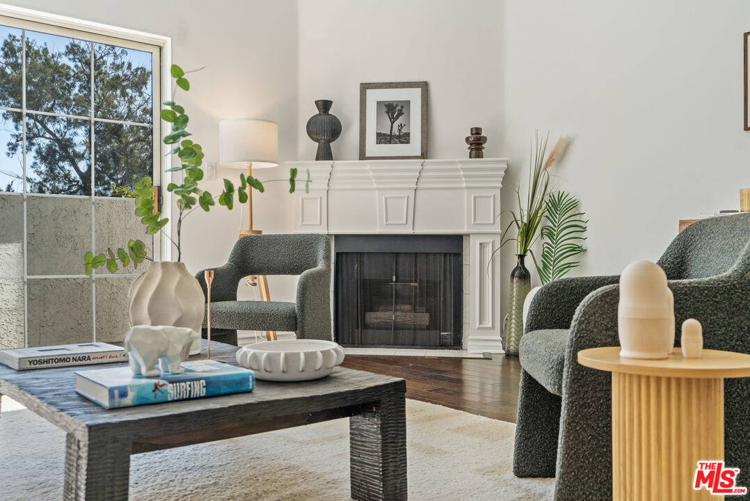 3743 S Canfield Ave Unit: 303