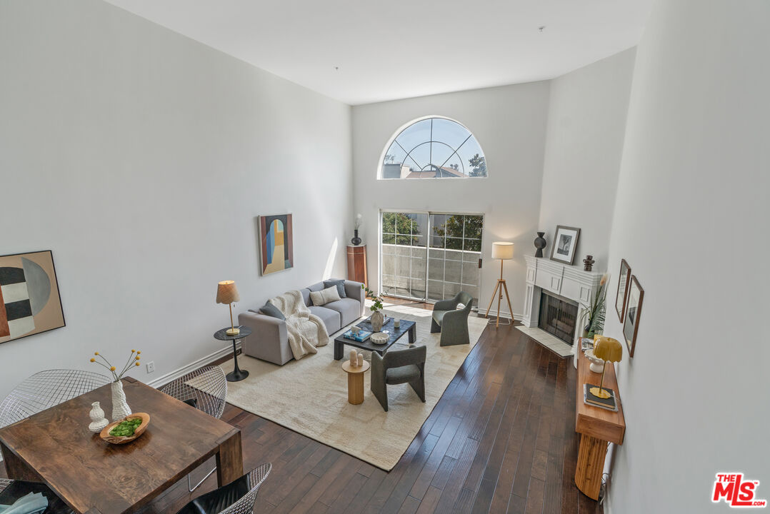 3743 S Canfield Ave Unit: 303