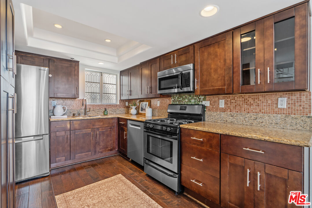 3743 S Canfield Ave Unit: 303