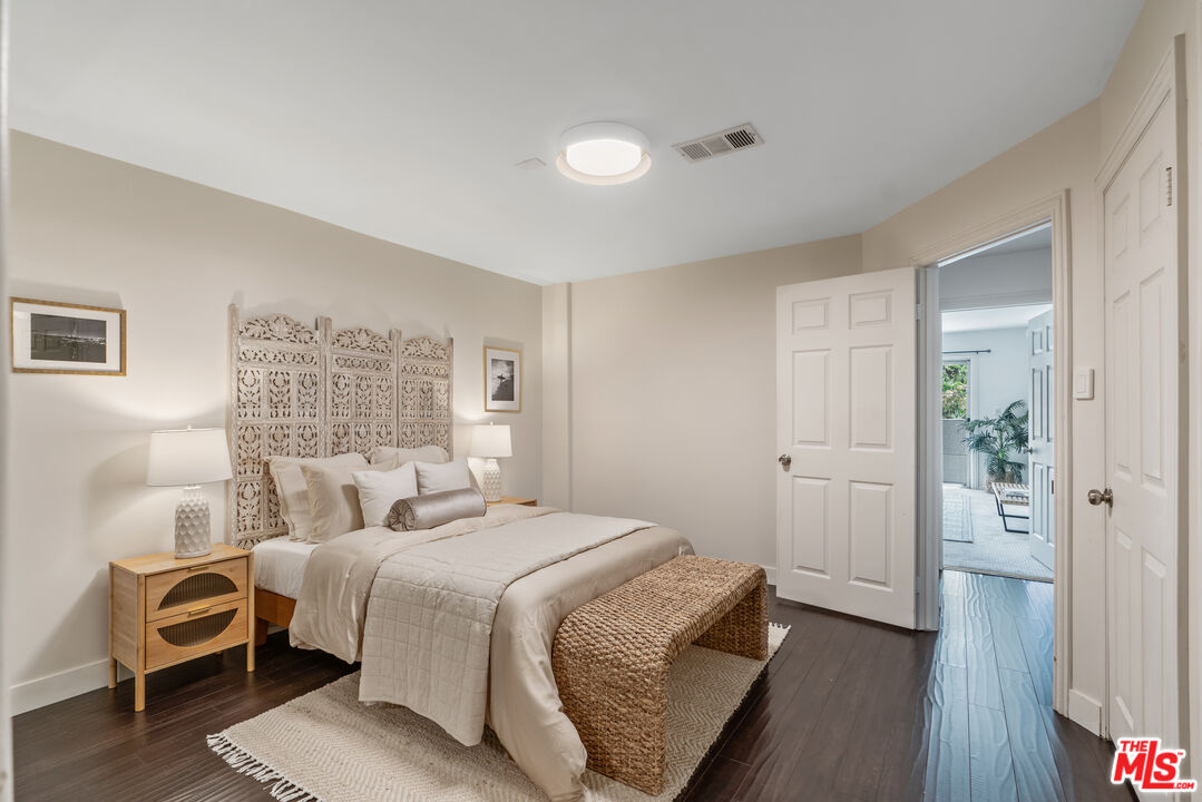 3743 S Canfield Ave Unit: 303
