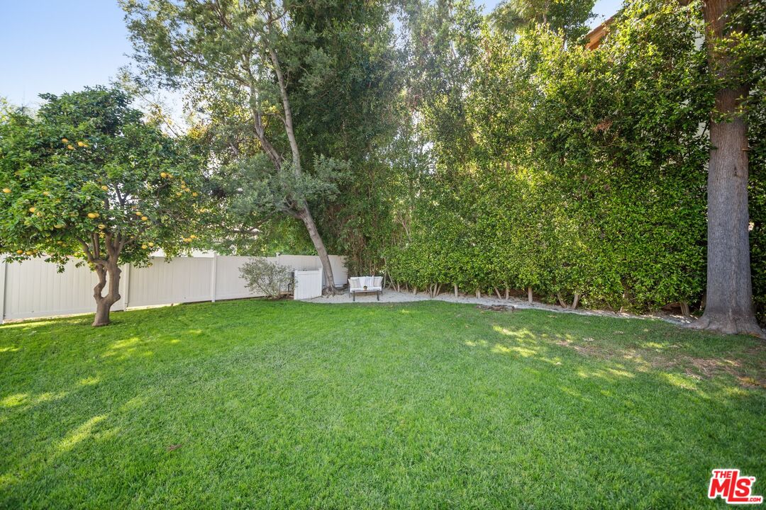2107 Coldwater Canyon Dr
