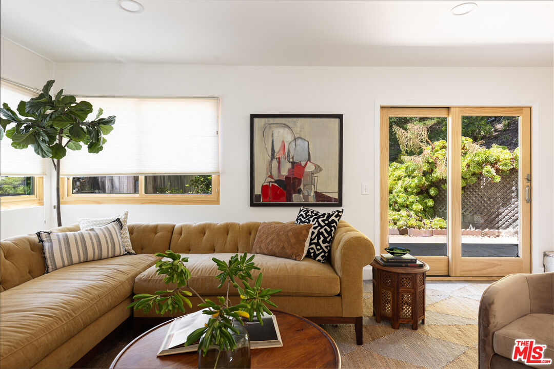 2806 Sunday Trl Nourmand amp Associates - 8650664363173419992