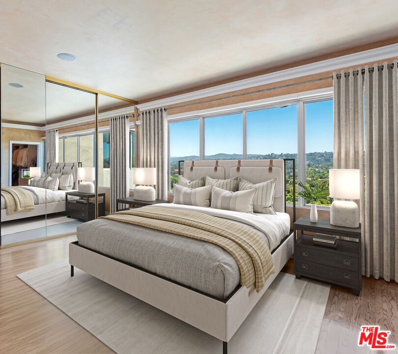 865 Comstock Ave Unit: PHD