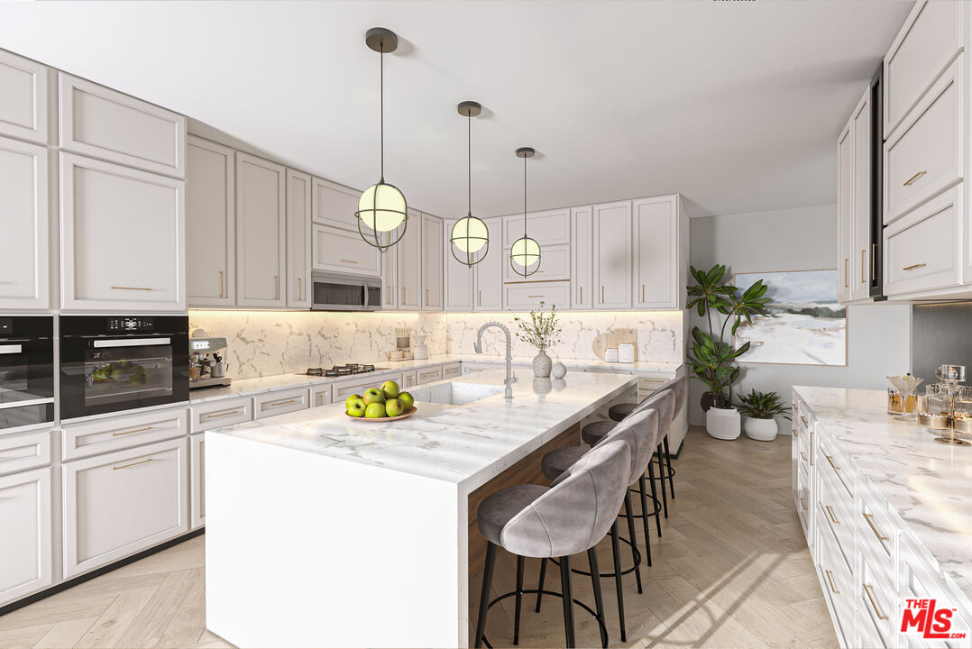 865 Comstock Ave Unit: PHD