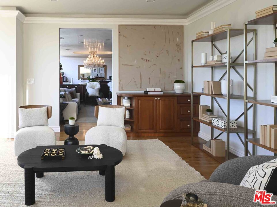 865 Comstock Ave Unit: PHD