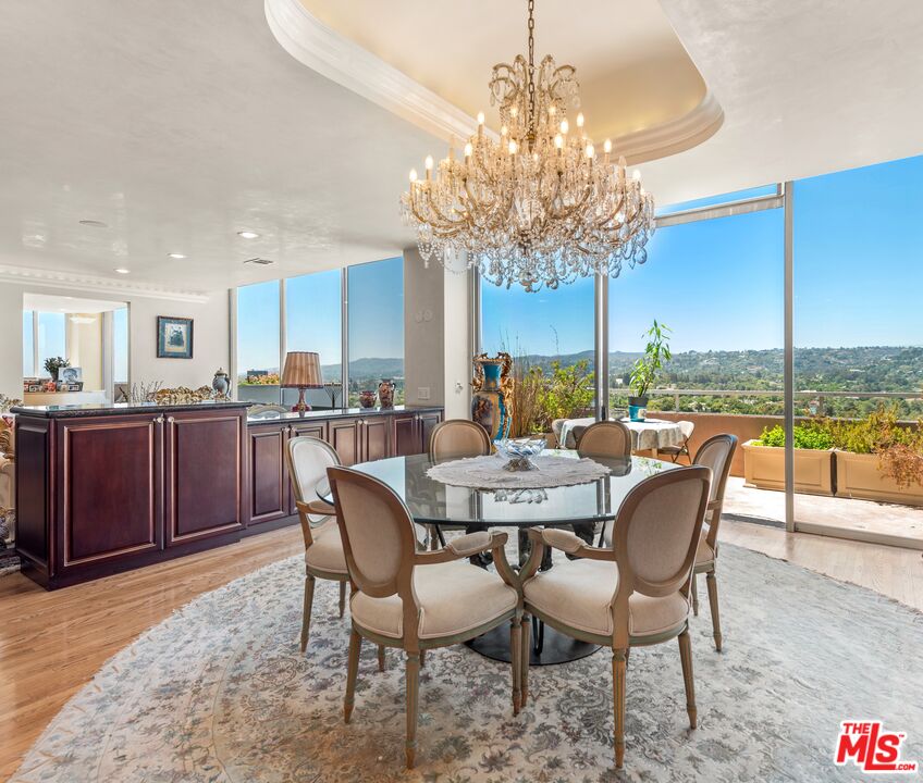 865 Comstock Ave Unit: PHD