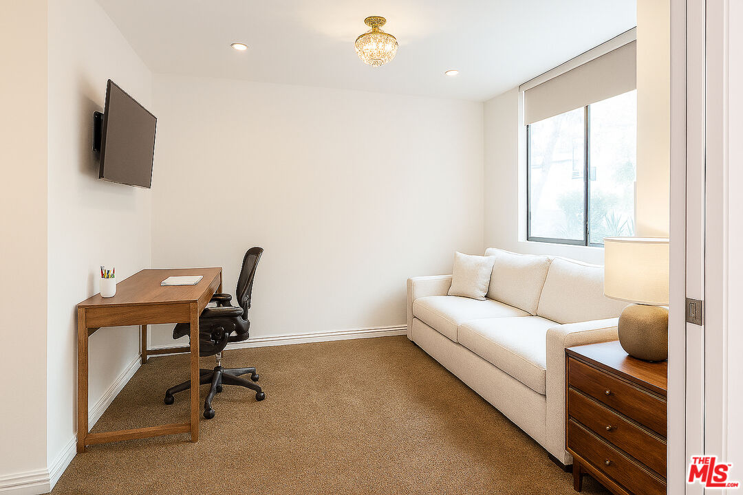 865 Comstock Ave Unit: PHD