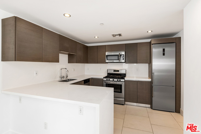 1730 Sawtelle Blvd Unit: 206