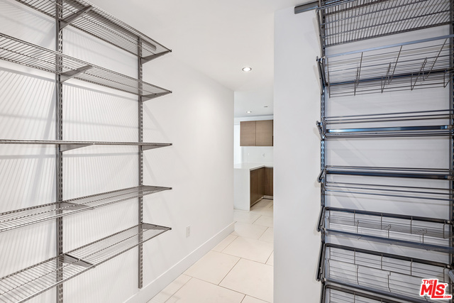 1730 Sawtelle Blvd Unit: 206