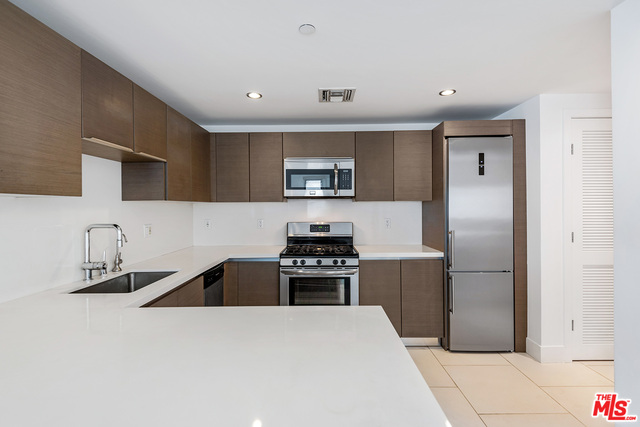 1730 Sawtelle Blvd Unit: 206