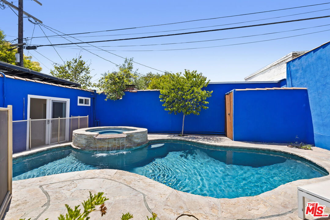 1335 S Sierra Bonita Ave