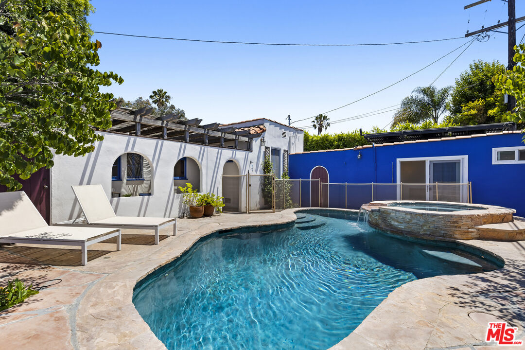 1335 S Sierra Bonita Ave