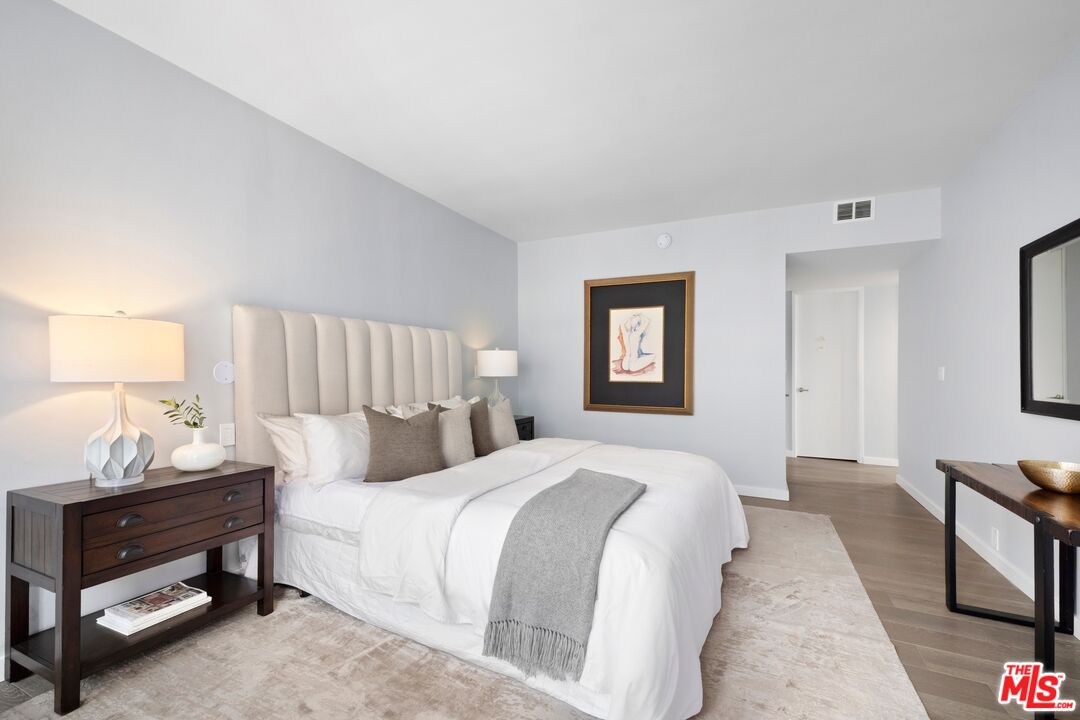 320 N Maple Dr Unit: 507