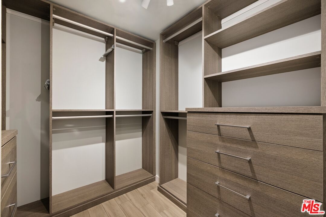 320 N Maple Dr Unit: 507