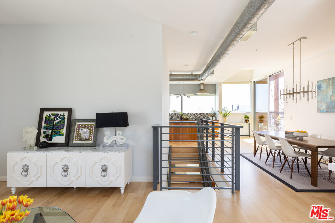 1137 Hacienda Pl Unit: 107