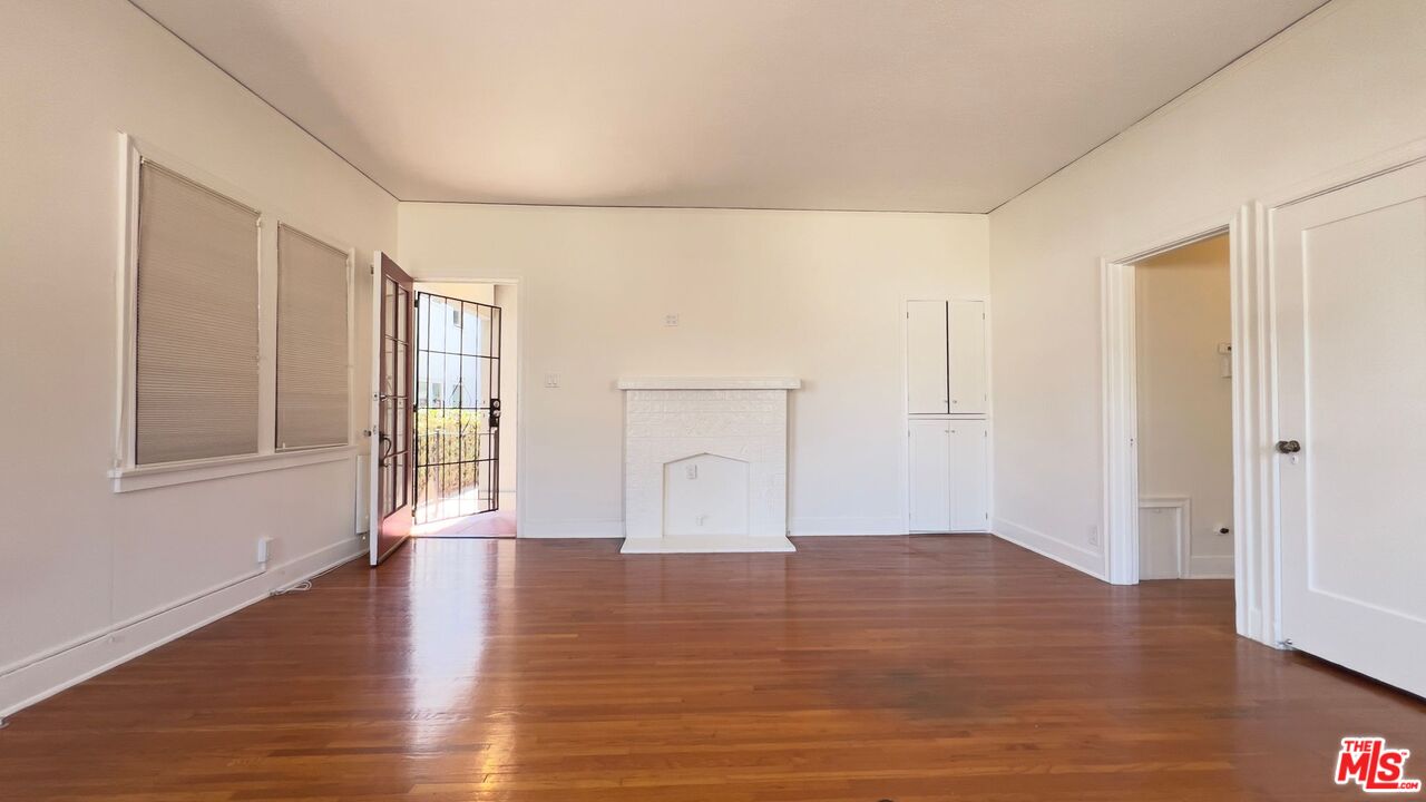 1532 Rosalia Rd Unit: 1/2