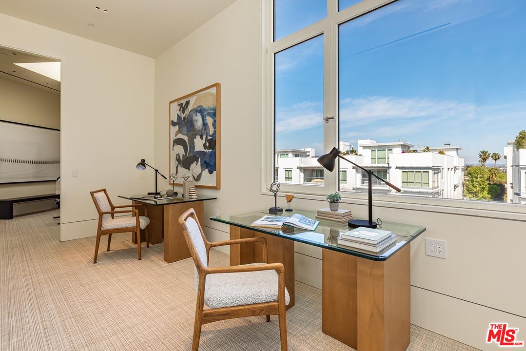 455 N Palm Dr Unit: PH