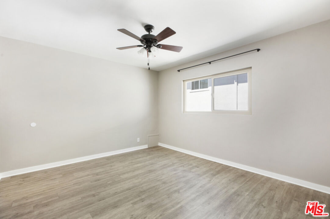 925 N Curson Ave Unit: 6