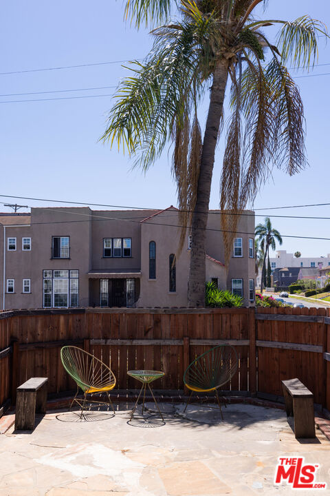 4002 W Adams Blvd