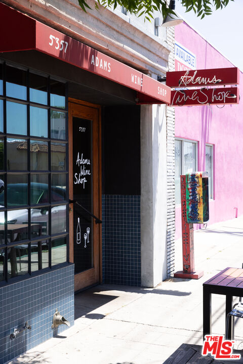 4002 W Adams Blvd