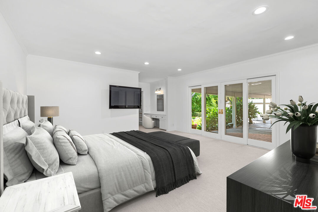 374 Homewood Rd