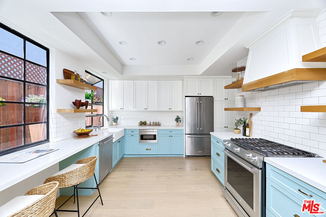 713 9th St Unit: 3