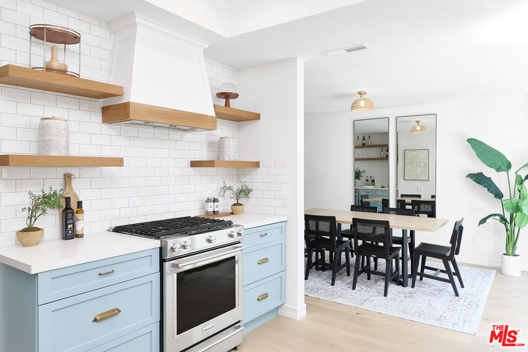 713 9th St Unit: 3