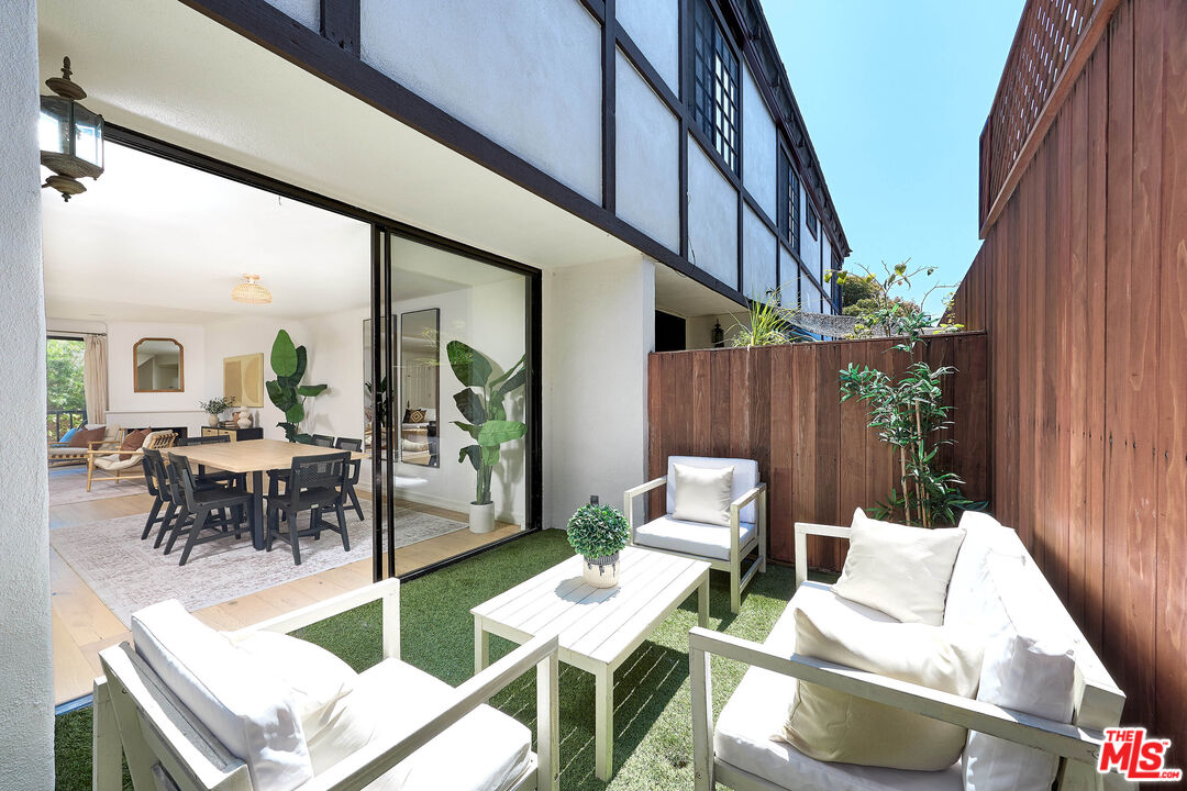 713 9th St Unit: 3