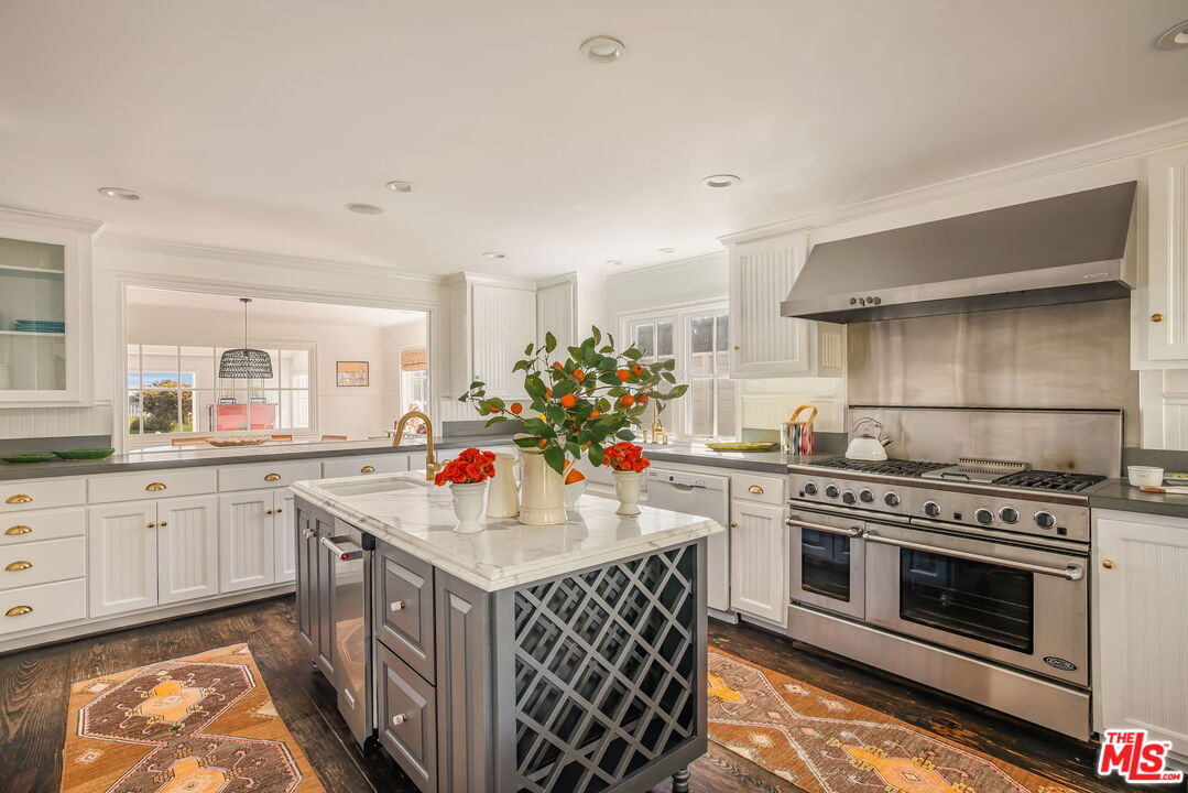 30810 Broad Beach Rd