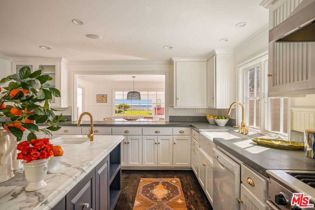 30810 Broad Beach Rd