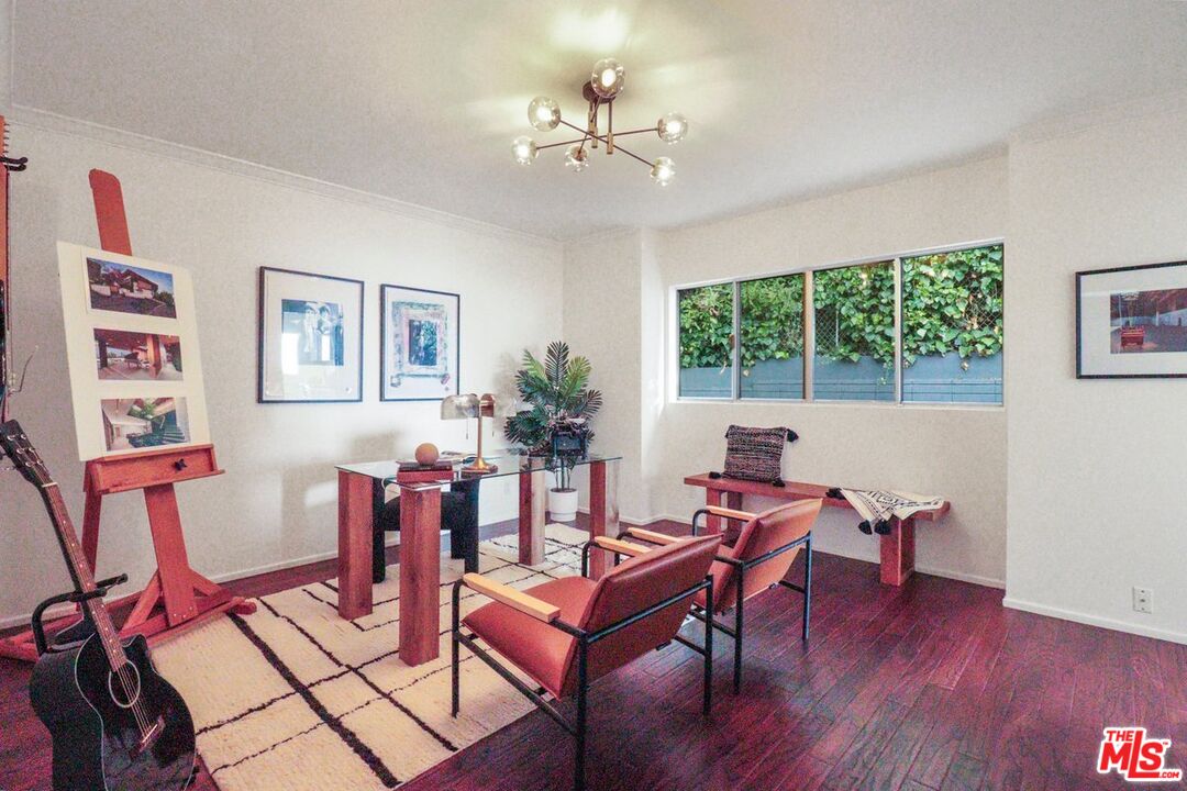 1492 Blue Jay Way