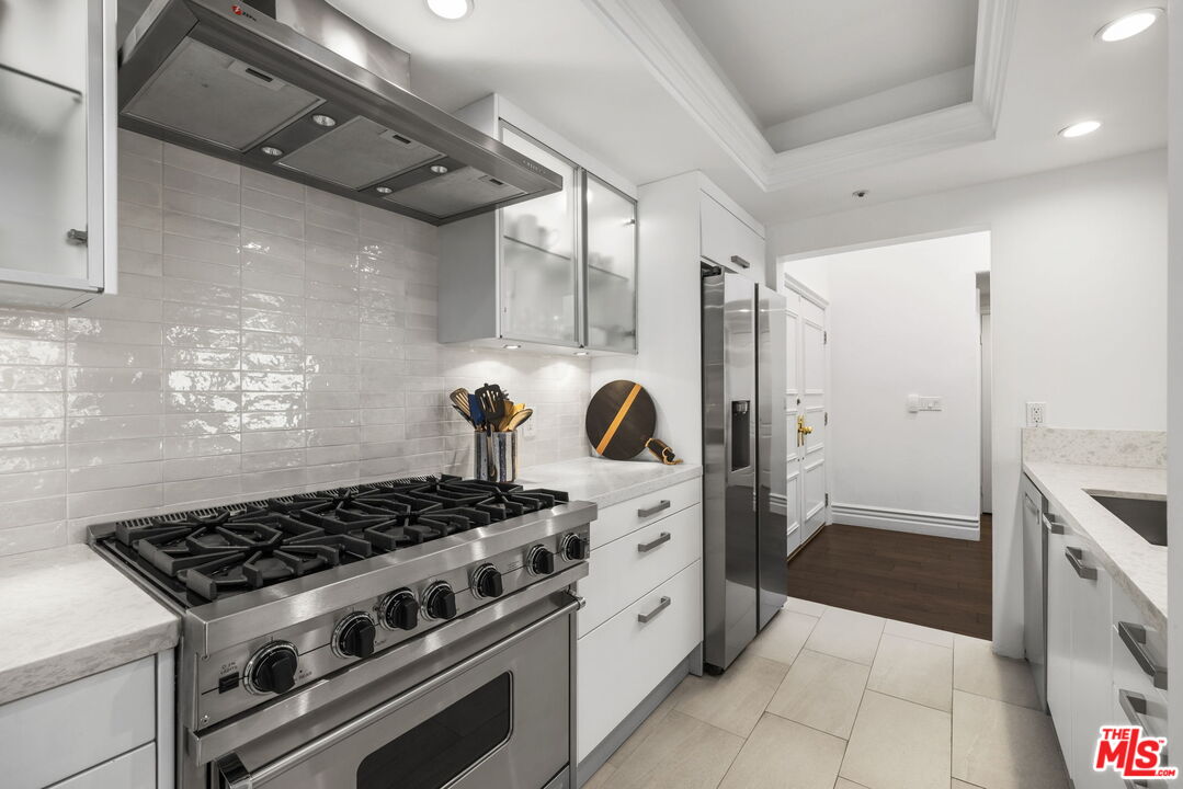 11690 Montana Ave Unit: 306