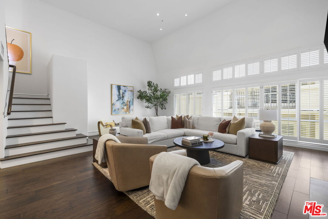 11690 Montana Ave Unit: 306