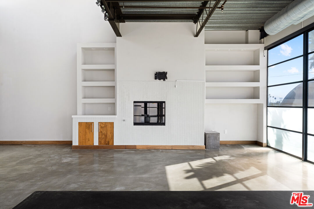 1534 17th ST Unit: 204