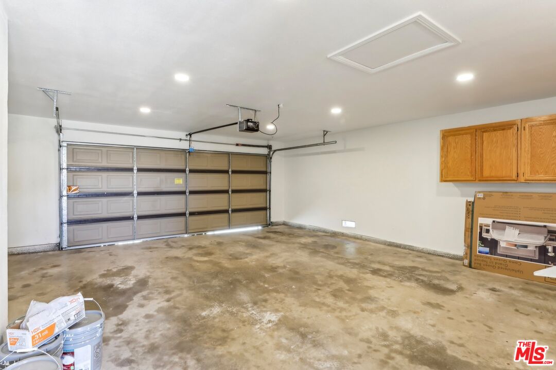 19030 Sheffield St