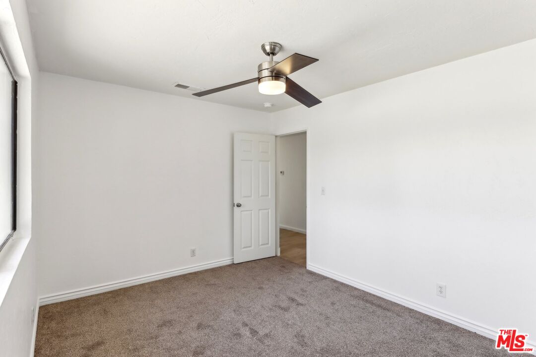 19030 Sheffield St