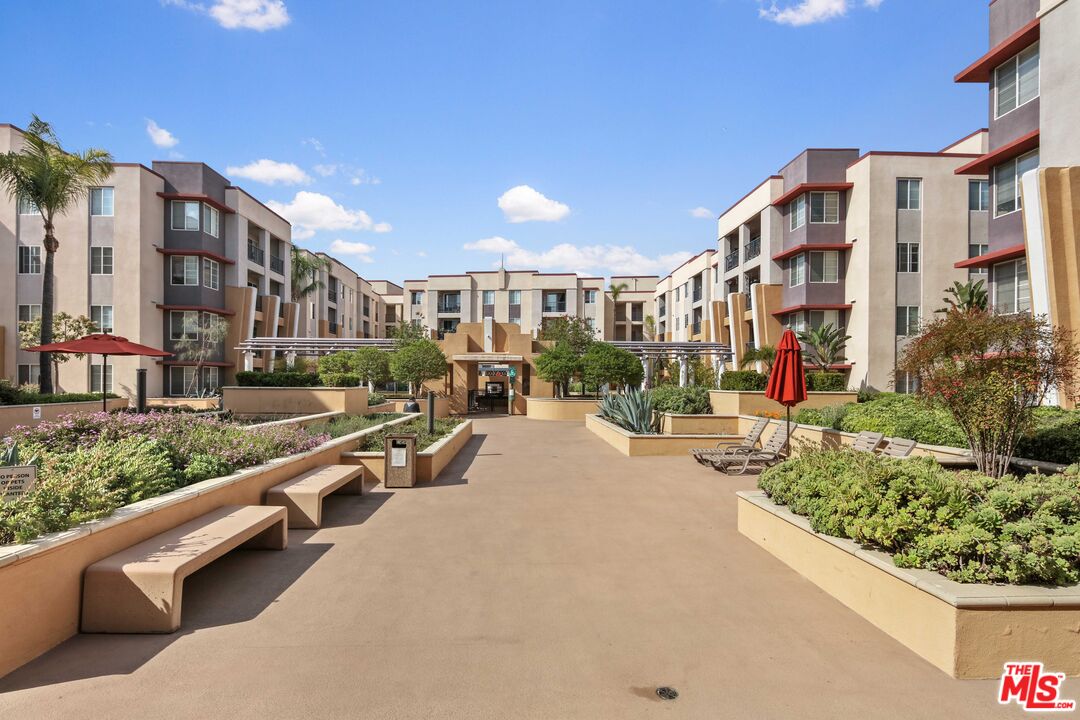 360 W Avenue 26 Unit: 126