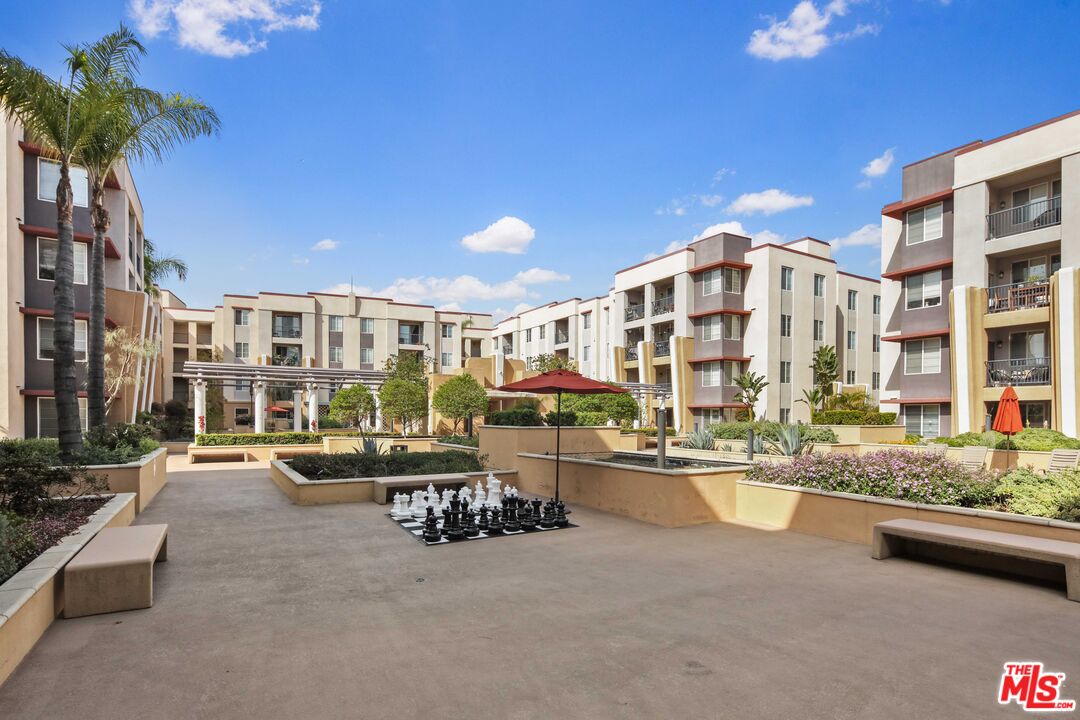 360 W Avenue 26 Unit: 126