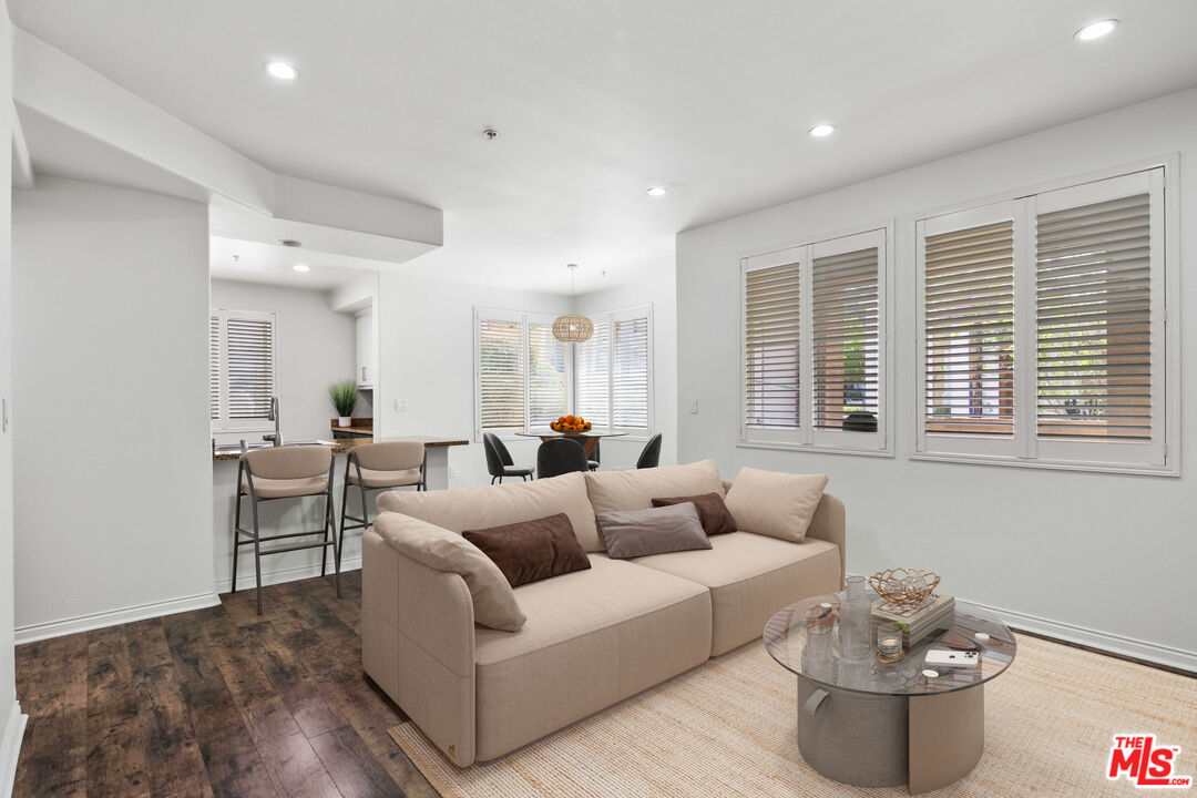 360 W Avenue 26 Unit: 126