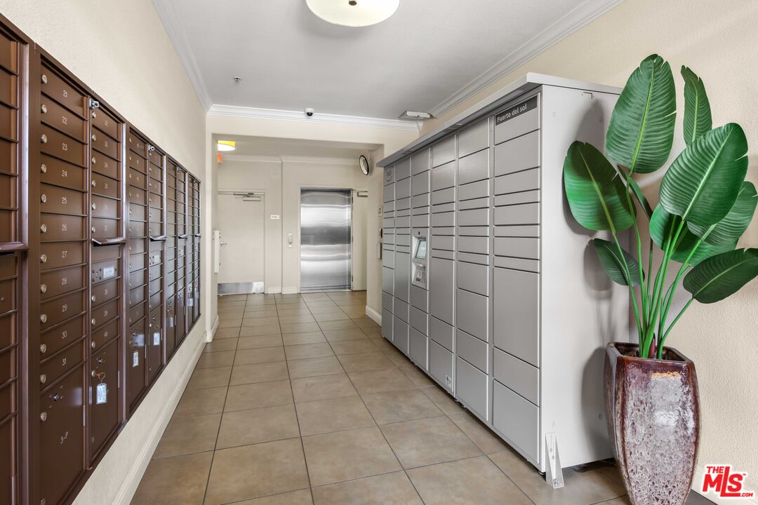 360 W Avenue 26 Unit: 126