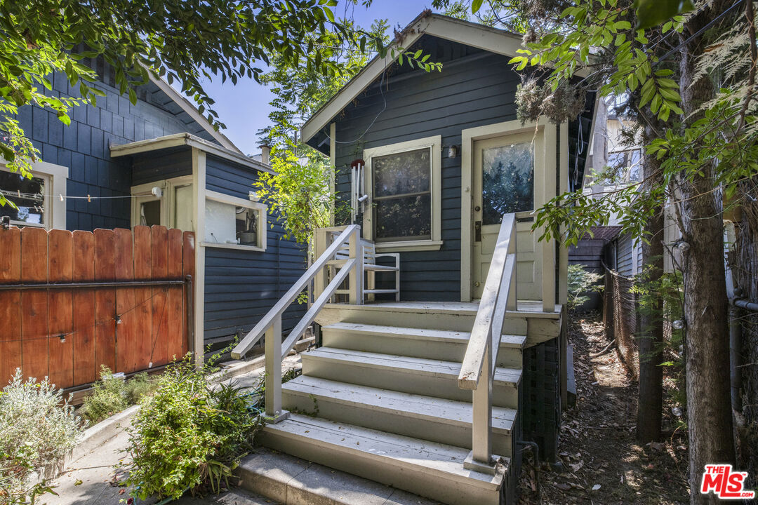 1644 Maltman Ave