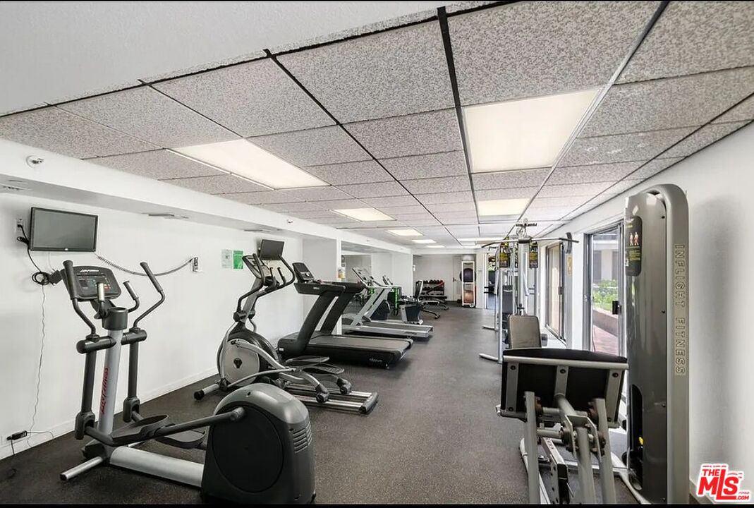 2910 Neilson Way Unit: 409