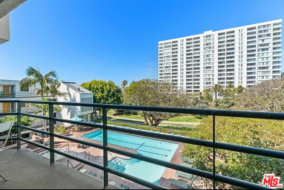 2910 Neilson Way Unit: 409